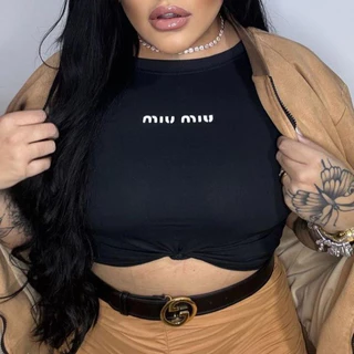 Camiseta Feminina T-Shirt Miu Miu Básica Estilo Grife Blogueira Tendência