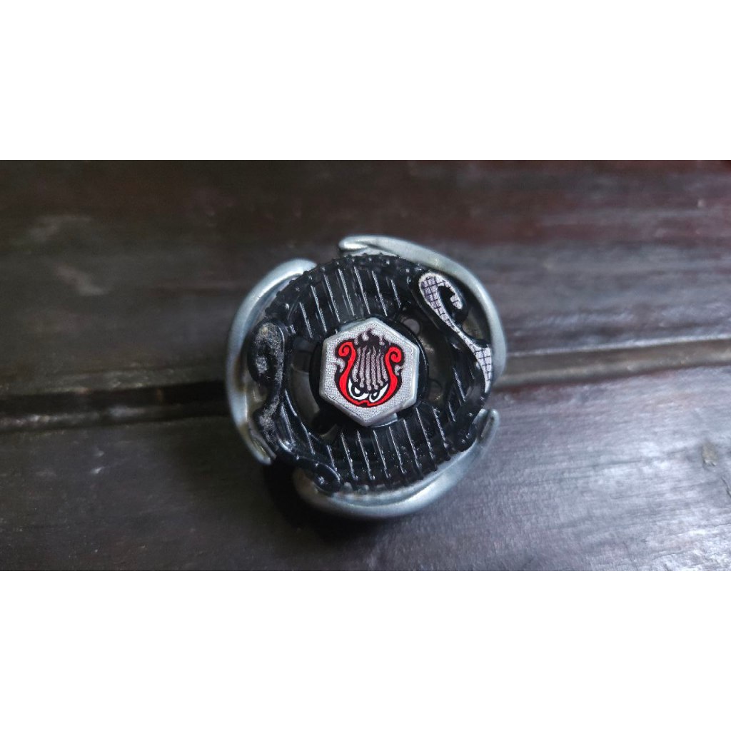 Beyblade Metal Fight Screw/Spiral Lyra Takara Tomy