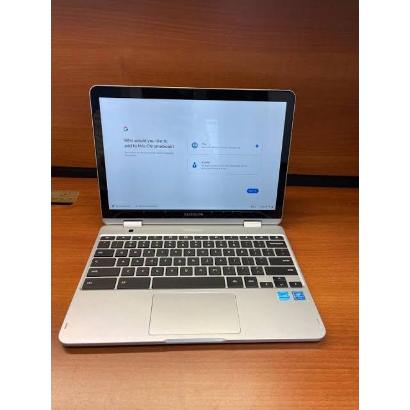 Notebook Chromebook Plus Samsung 2 em 1 Intel Celeron 3965Y Google LED FULL HD
