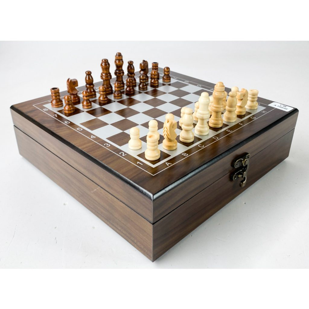 Maleta de Tabuleiro de Xadrez 2 em 1 Poker com 2 decks de carta e fichas com 5 dados