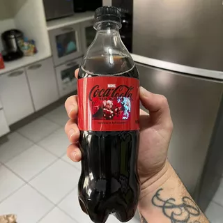 Garrafa Coca Cola Zero Edição Especial Limitada Thor Led Acende Luz 600ml
