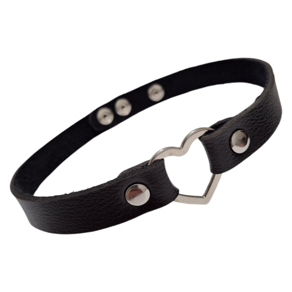 Gargantilha de Couro Ecológico Feminina Coração Choker BDSM Gótico ...