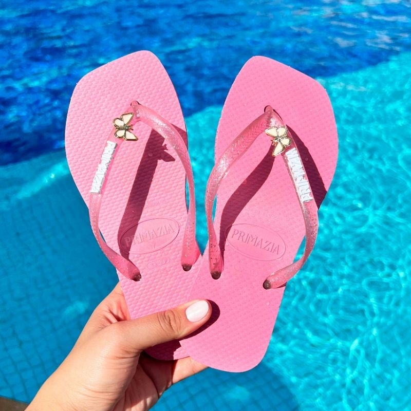 chinelo feminino slim detalhe borboleta
