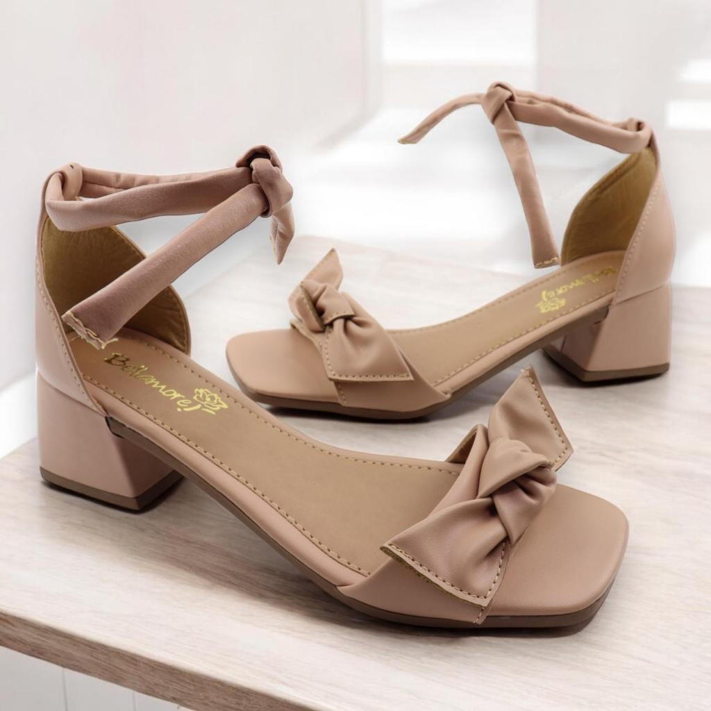 Sandália Feminina Salto Baixo 5cm Amarrar Na Perna Com Enfeite De Laço  Palmilha Macia Tendencia 2025
