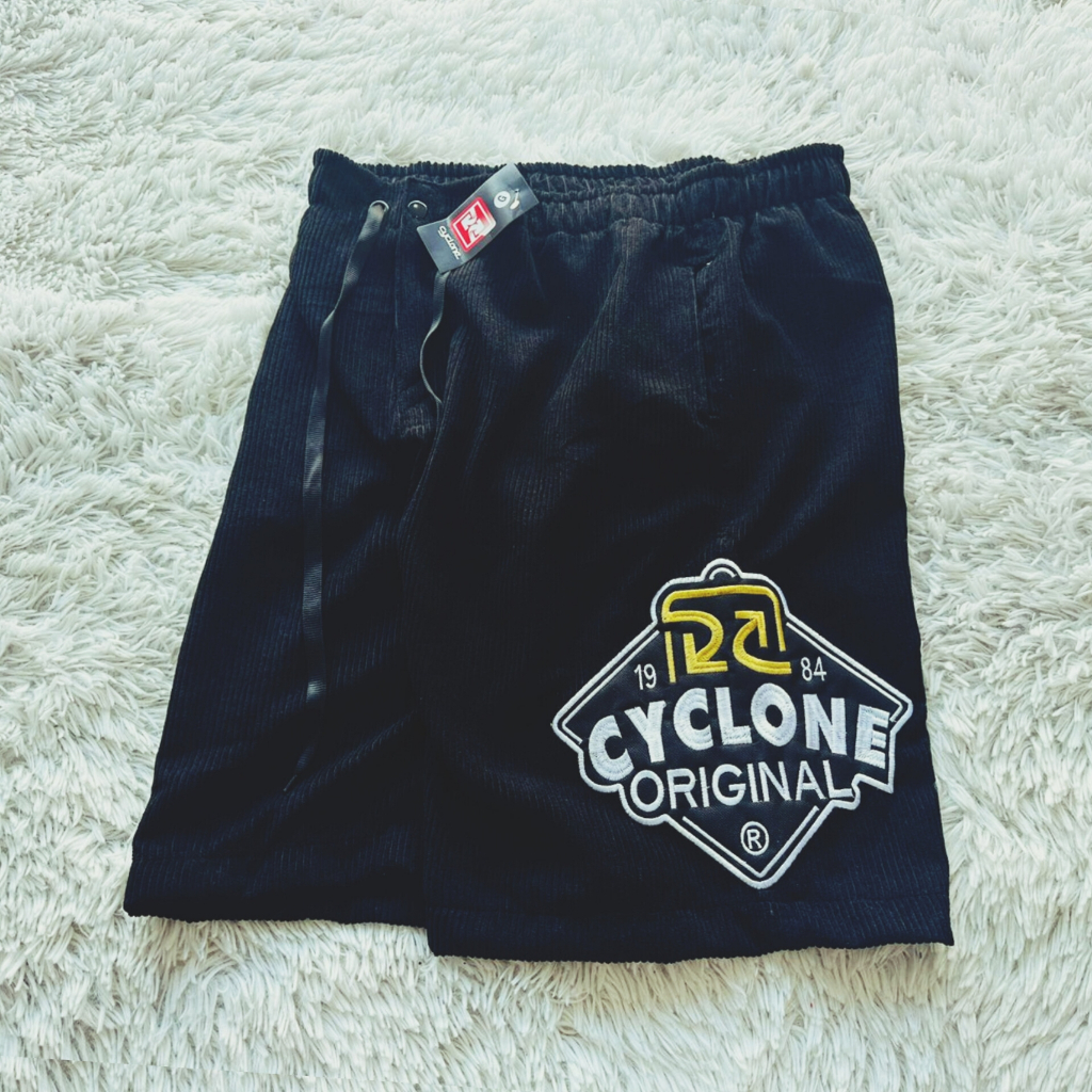 Bermuda Da Cyclone De Veludo Black Chave