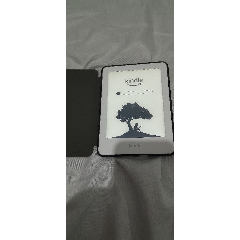 Kindle Amazon 10ª Geração Branco Paperwhite - 8 GB - 6 Polegadas