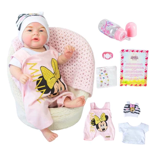 bebe reborn menina pode dar banho