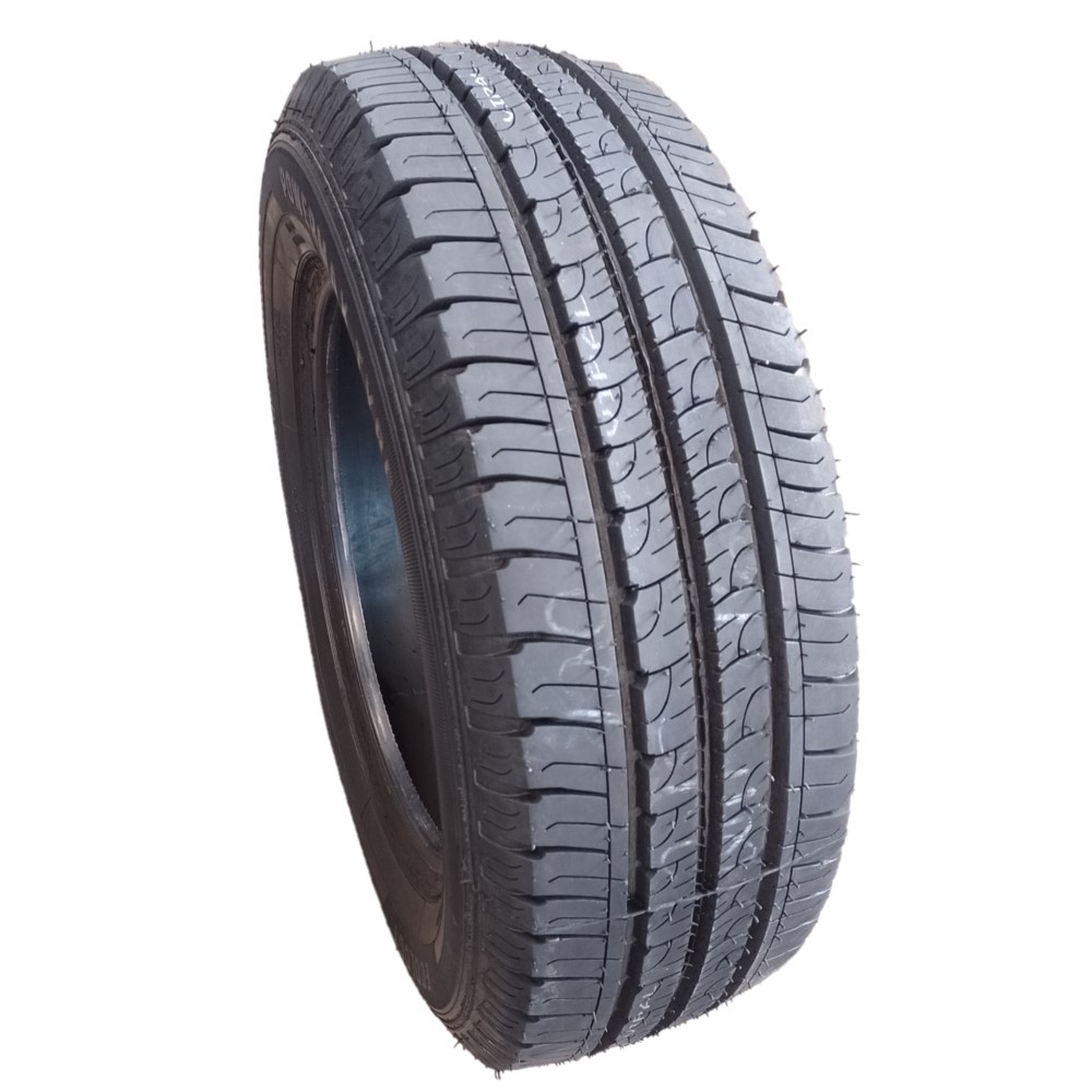 Pneu 215/60R17 remold powermaxtyre