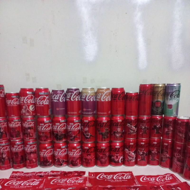 Latas coca cola marvel 2024 (vazias)