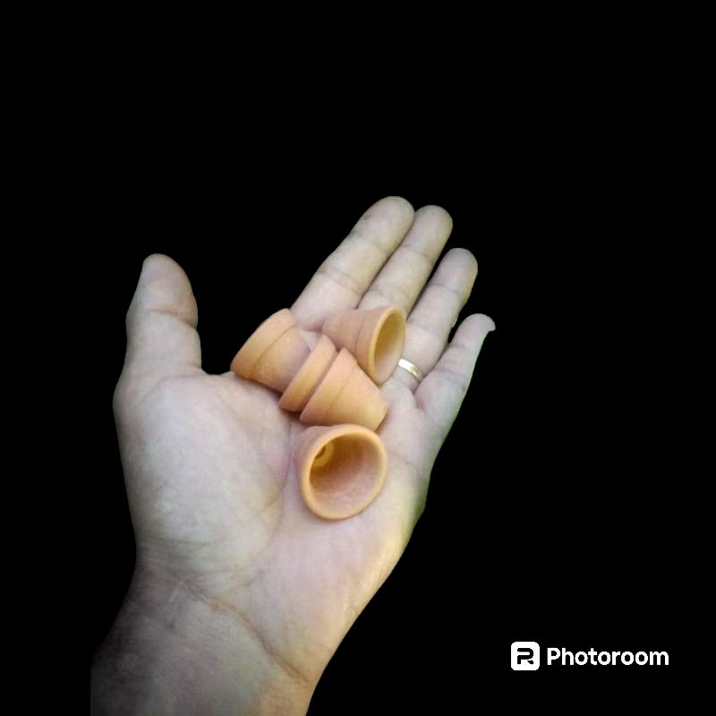 mini vaso de barro cerâmico /mini dedal / kit 100 unidades.