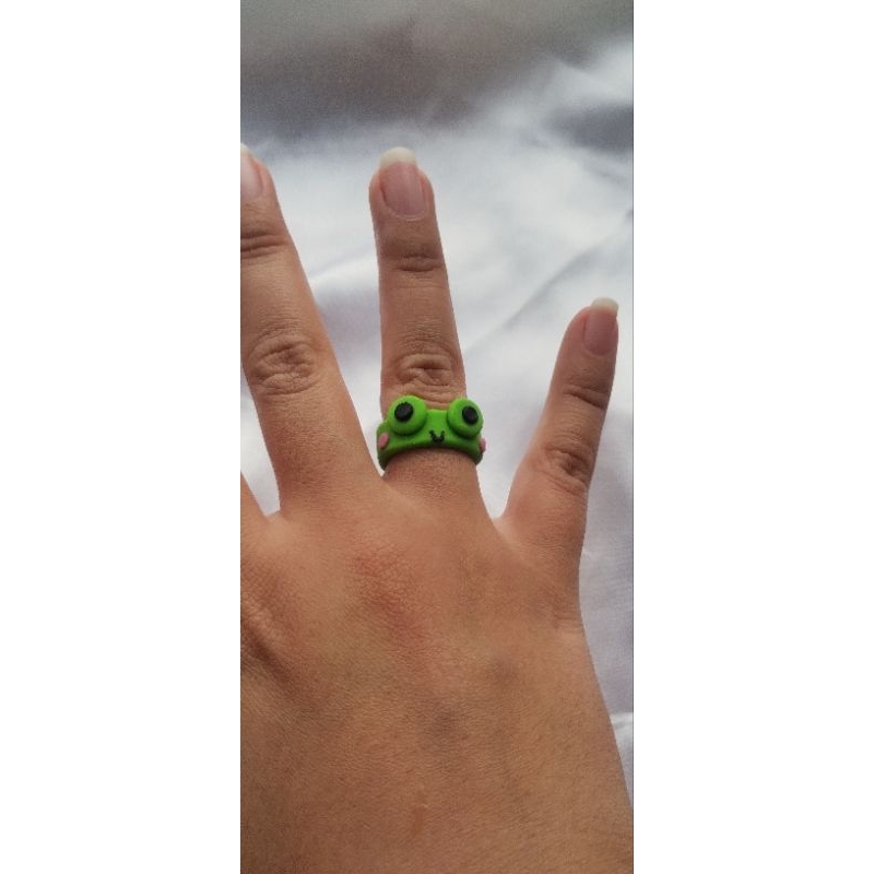 Anel de sapinho em Porcelana Fria Personalizado - Acessório Exclusivo ...