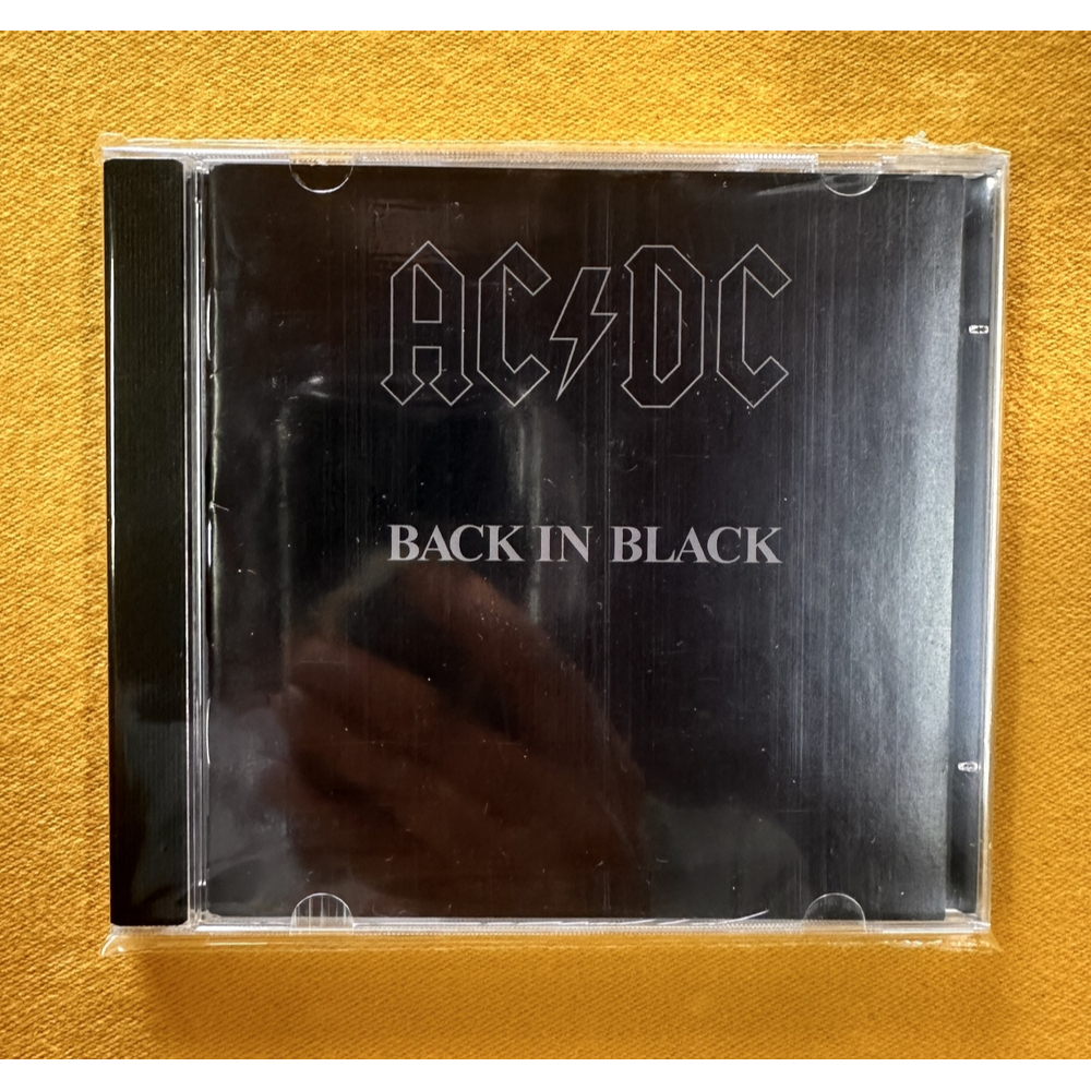 Cd - ACDC - Back in Black | Shopee Brasil
