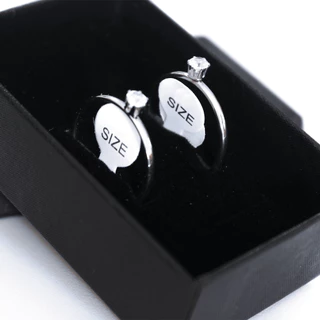 Anel Solitário Brilhante Feminino Fino com pedra em zircônia 2mm Aço inox resistentes à corrosão, não empretece, Anti alérgico.