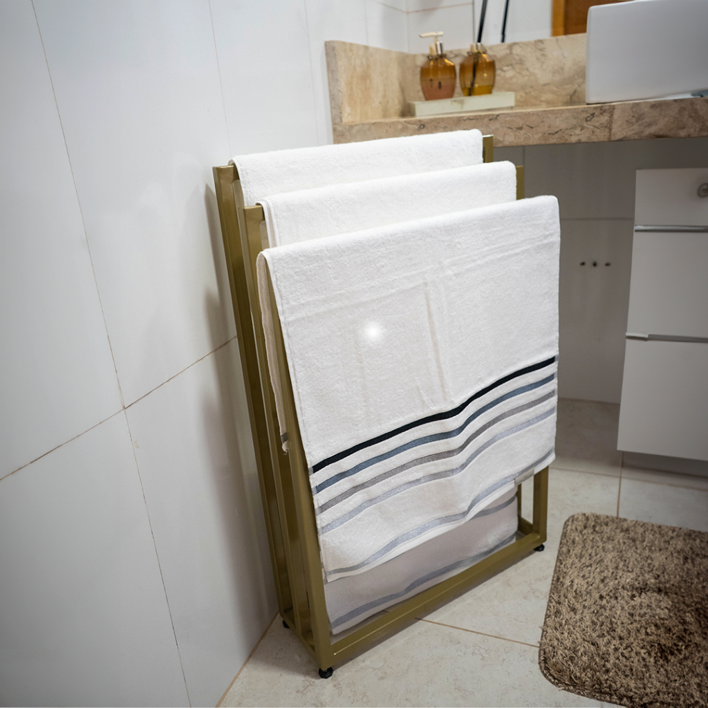 Toalheiro de Chão Premium Moderno Estilo Industrial em Ferro - Dourado