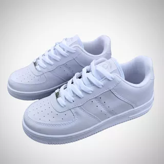 TÊNIS MASCULINO E FEMININO BRANCO E PRETO ACADEMIA DIA DIA SKATE ENVIO IMEDIATO
