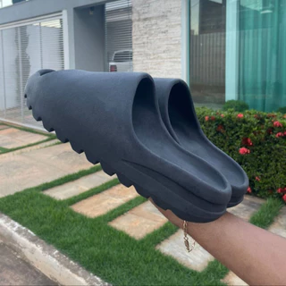 Chinelo Slide Nuvem Yeeze Unissex Macio e Confortável