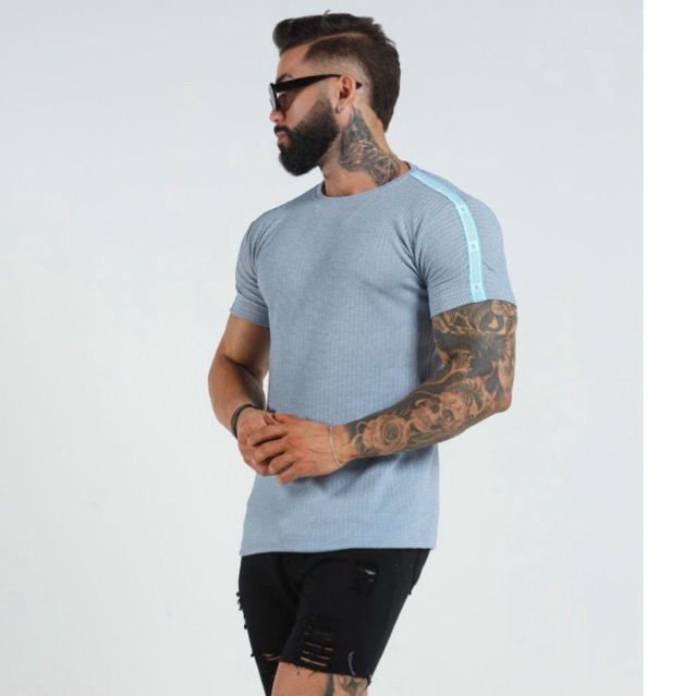 Camiseta Masculina Canelada Texturizada estilo Americano