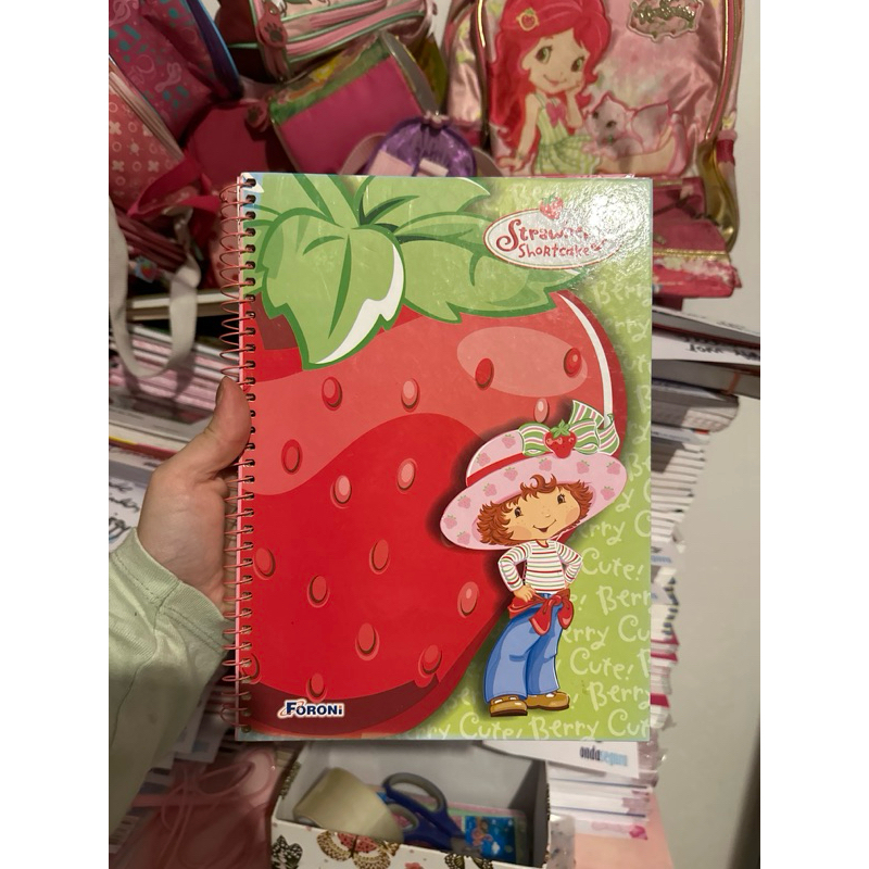 caderno a4 moranguinho ainda com cheiro ! | Shopee Brasil