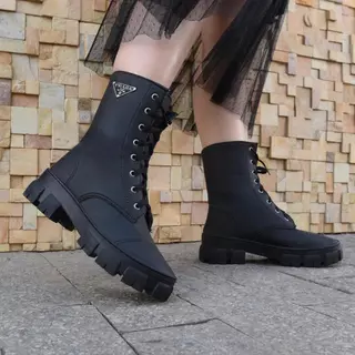 Bota Feminina Coturno Salto Grosso Blogueirinha