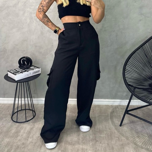 Calça cargo alfaiataria feminina pantalona com bolsos laterais