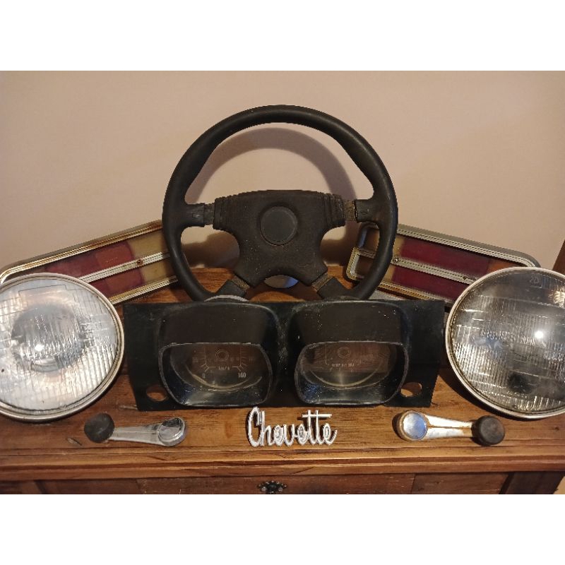 Carro antigo - Peças para decoração