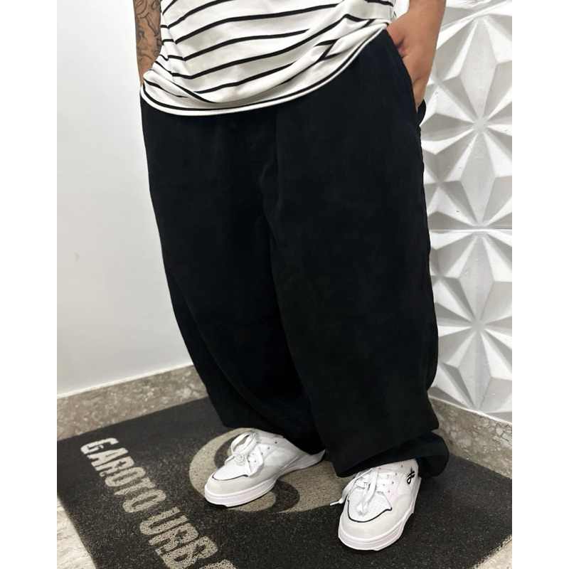 Calça Oversized Baggy Veludo Cotelê Plano C Original - Preta