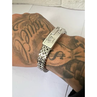Bracelete Masculino de Prata Primeira Linha Premio , De Alta Qualidade , Com Garantia Eterna na Peça , Não descasca e Não Preteja