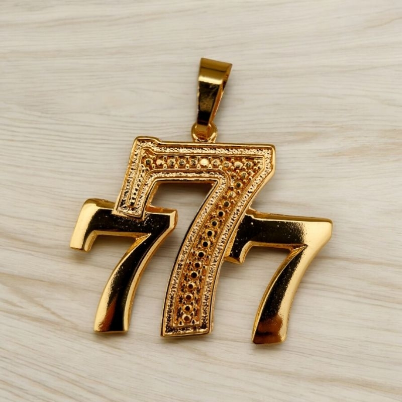 Pingente 7 número da sorte 777 | Shopee Brasil