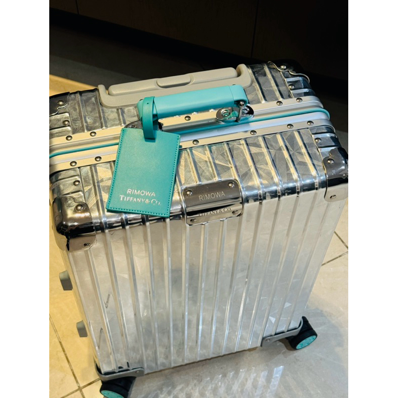 Mala Rimowa Tiffany ALUMÍNIO bordo | Shopee Brasil