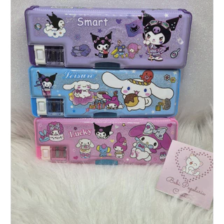 Estojo retrô Sanrio - Turma da Hello Kitty