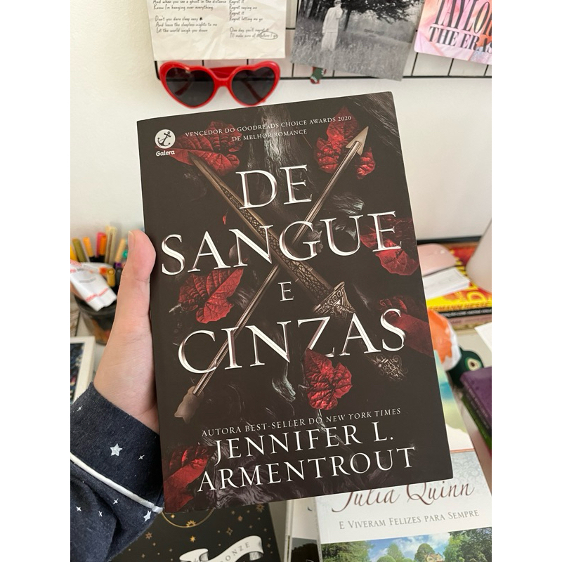 LIVRO DE SANGUE E CINZAS | Shopee Brasil