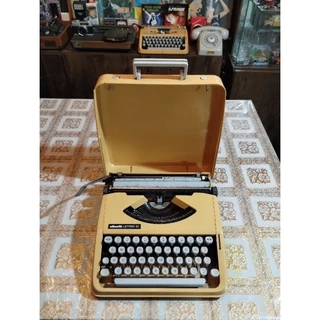 Máquina de Escrever Olivetti Lettera 82
