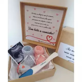 Kit Revelação de Gravidez com Sapatinho de Crochê