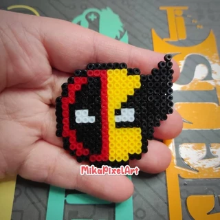 Chaveiro / broche / colar / ímã / totem DeadPool & Wolverine em Pixel Art