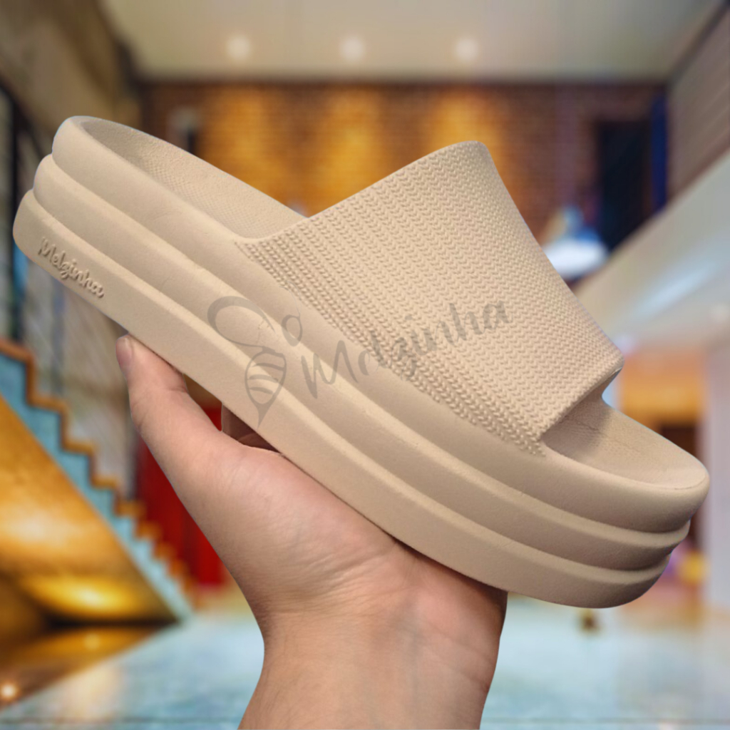 Unoa PeoMeow Rose dreaming Lサイズ Chinelo Nuvem Plataforma