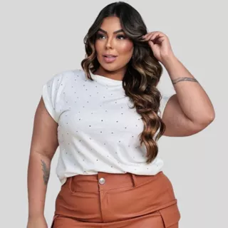 Blusa Feminina Plus Size Detalhes de Strass