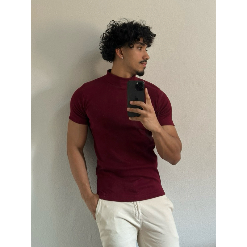 Camisa Masculina Canelada Gola Alta estilo Old Money outono/inverno 2024