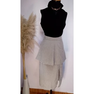 Saia Feminina Longa Listrada US2 COLLECTION - Tamanho PP (Brechó)