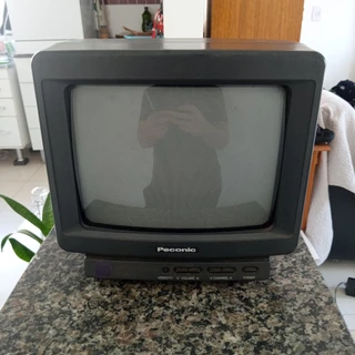 Tv Portátil A Cores 10 Pol Peconic - Não Liga Leia Anuncio