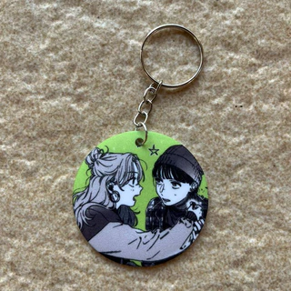 Chaveiro 1 com fundo verde do mangá O cara que estou a fim não é um cara the guy she was interested in wasn't a guy at all tgswiiwagaa