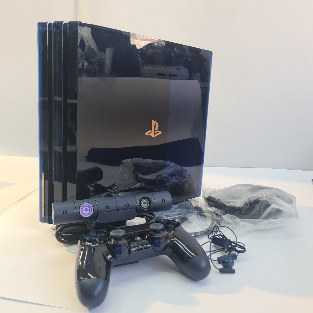 Playstation 4 Pro Edição 500 Million 2tb