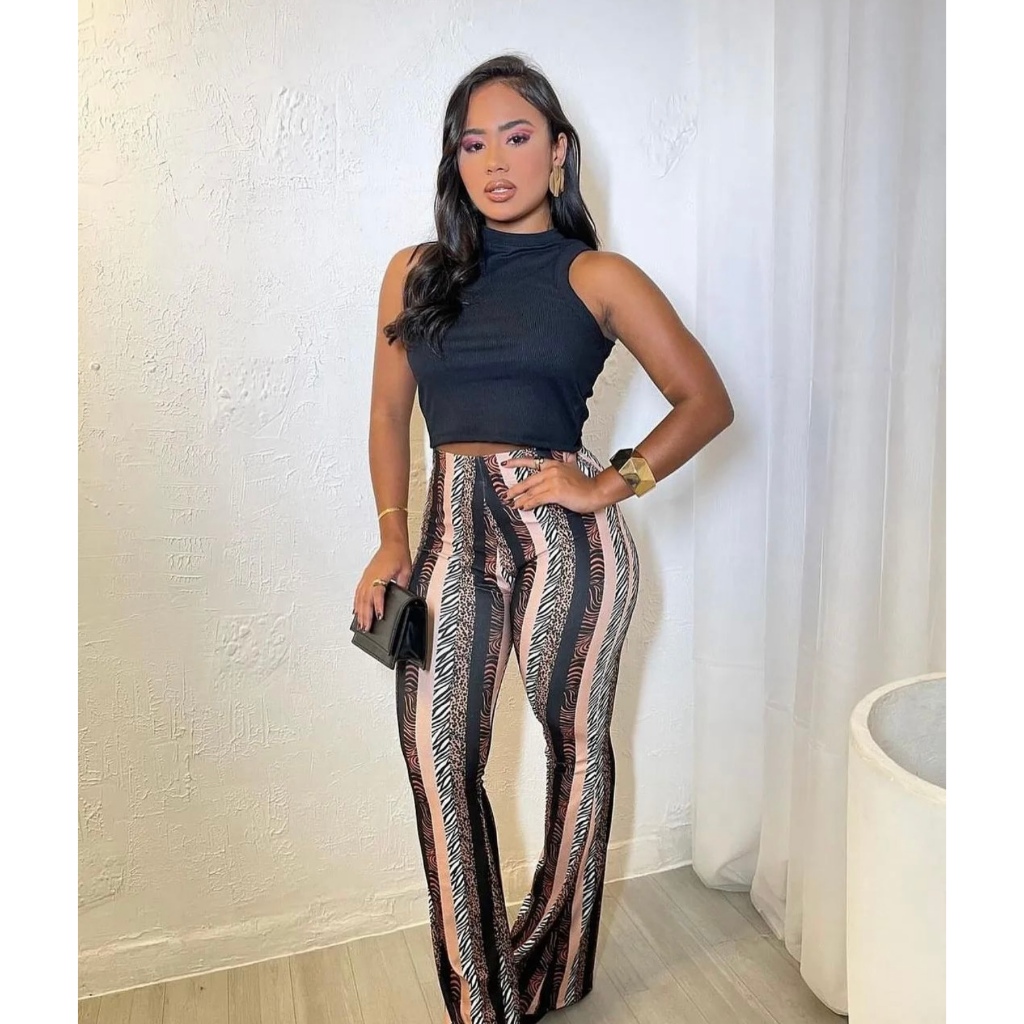Calça Suplex Boca de Sino Flare Estamapada Animal Print Tendencia das Blogueiras