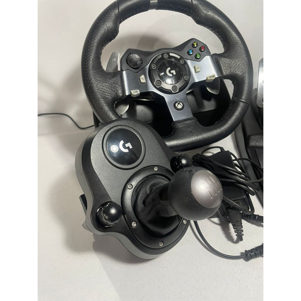 Volante Logitech G920 Driving Force C/ Pedal C/ Câmbio XONE/XS/PC