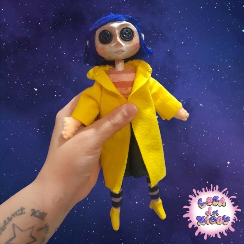 coraline boneca
