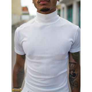 Camiseta Masculina Canelada Gola Alta Slim Estilo Old Money Gringa