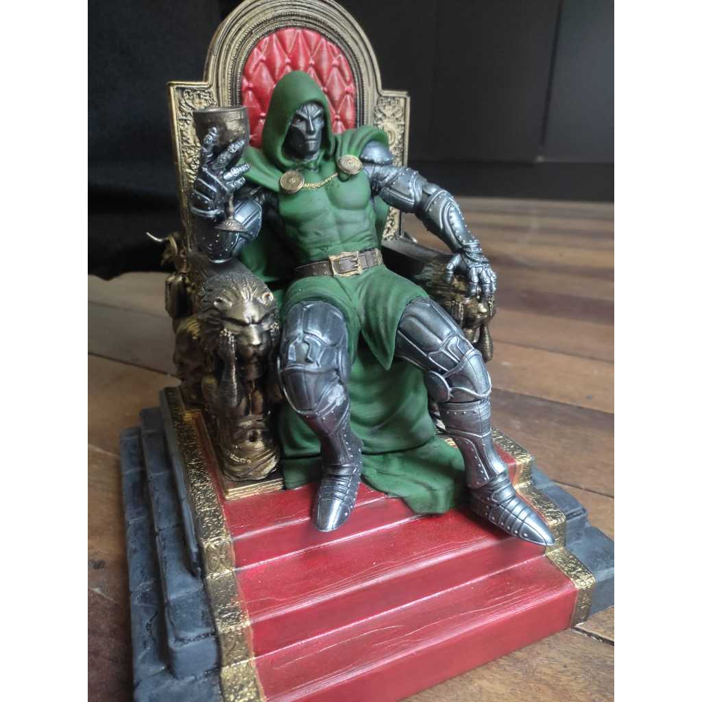 Action Figure Marvel - Doutor Destino -Victor Von Doom - Avengers Domsday