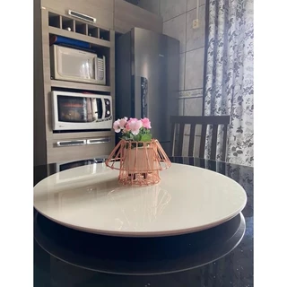 Prato Giratório de Mesa para Servir e Decorar - Versátil e Elegante