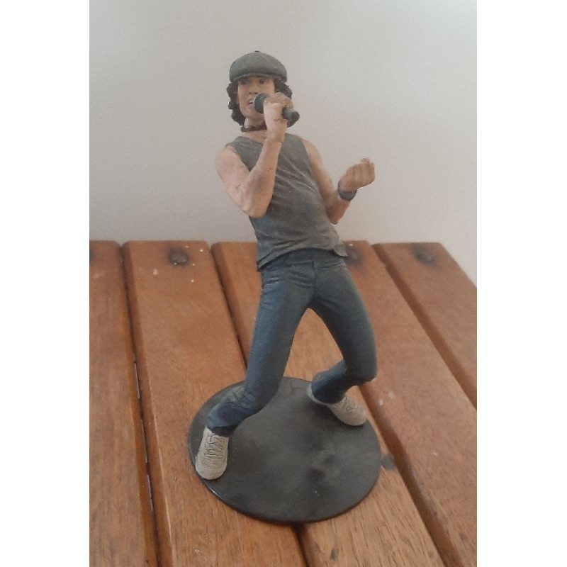 Boneco Brian Johnson - Neca Toys | Shopee Brasil