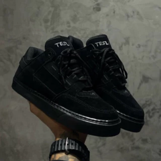 Tênis Street TESLA Premium Unissex casual Skate preto E branco com caixa skatista