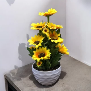 Arranjo Pequeno de Girassóis Artificiais com Vaso Decorativo Decoração Festa